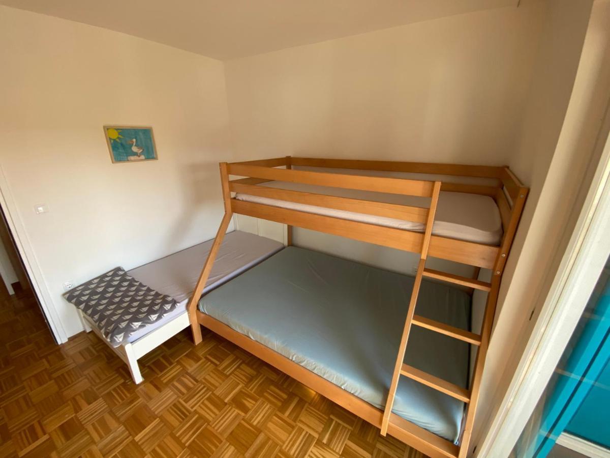 Lucy Piran-punta Apartment