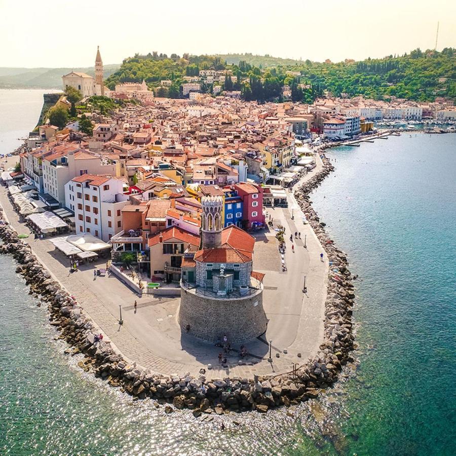 Lucy Piran-punta Piran